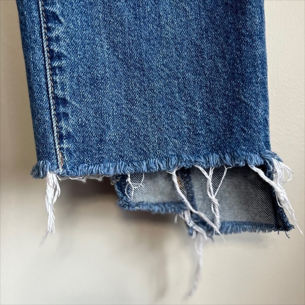 Blank NYC Stagger Raw Hem Straight Leg Cropped Jeans Size 28 - Picture 6 of 13